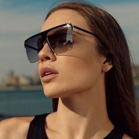 NEW TOM FORD SOFI TF840 01C SUNGLASSES WOMEN SQUARE BLACK EYEWEAR FT0840/S